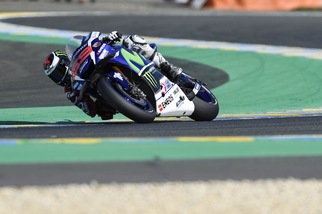 MotoGp, Le Mans: Lorenzo domina in lavagna