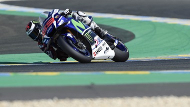 MotoGp, Le Mans: Lorenzo domina in lavagna