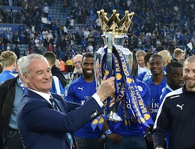 Leicester, tutto vero! Ranieri alza la Coppa