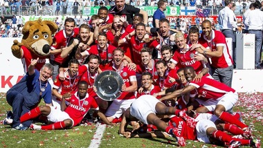 Il Psv Eindhoven vince l'Eredivisie: la festa dei campioni d'Olanda