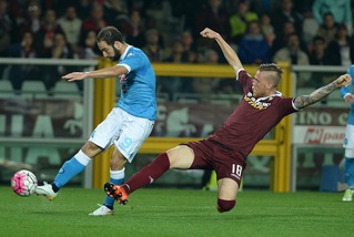 Higuain-Callejon, Napoli da Champions al Grande Torino. Non basta Bruno Peres