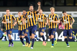 Juve sveglia, così la Coppa Italia non la vinci. Grande Toni: 2-1