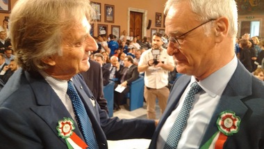 A Ranieri il Premio Bearzot: «Ragazzi, credete nei sogni»