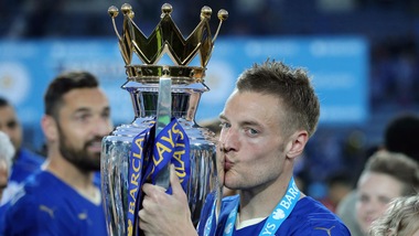 Calciomercato Vardy non va via da Leicester: «Qui sono felice»