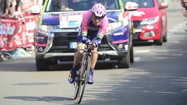 Giro d'Italia: 4ª tappa a Ulissi, Dumoulin torna maglia rosa