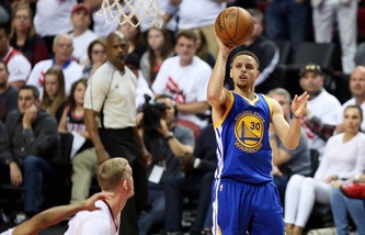 Basket, Nba: in quota finale Warriors-Cavaliers