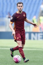 Calciomercato, «La Juventus ha pagato la clausola di Pjanic». Ma la Roma smentisce