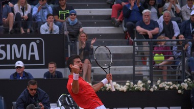 Tennis Internazionali, Djokovic batte Nadal: che show al Foro Italico!