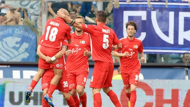 Serie B, 41ª giornata: Cesena, Pescara, Bari e Trapani ai playoff