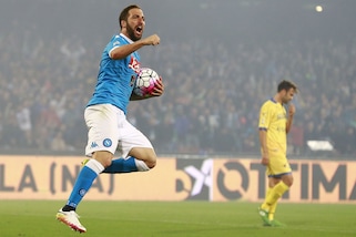 Serie A, il Napoli chiude secondo: Higuain da impazzire, superato Nordahl