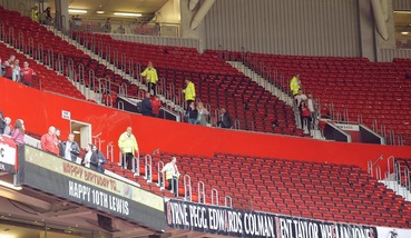 Allarme bomba all'Old Trafford: evacuati i tifosi del Manchester United