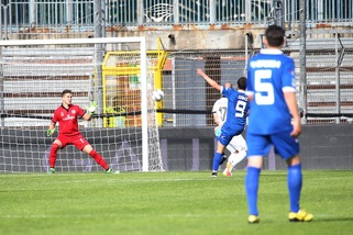 Serie B Como, Ganz-show: crollo dello Spezia