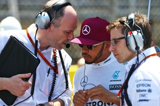 F1 Mercedes, Hamilton: «Mi dispiace, non accadrà più»