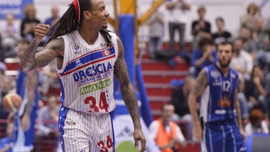 Basket A2, Scafati e Brescia in vantaggio