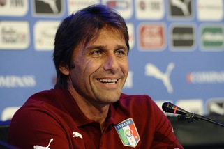 Premier, per Conte e Guardiola sfida in lavagna