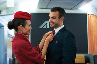 Alitalia, presentate le nuove divise firmate Bilotta