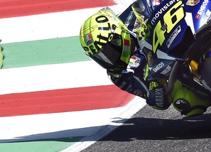 MotoGp Mugello: Valentino Rossi in pole