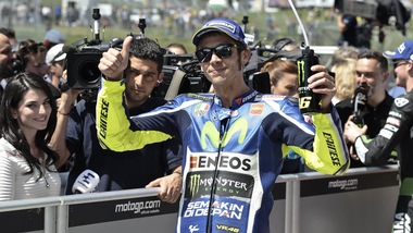 MotoGp, Mugello: Rossi vola anche in lavagna