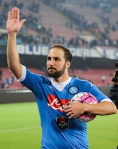 Calciomercato Napoli: «Psg-Higuain, contatti avviati»