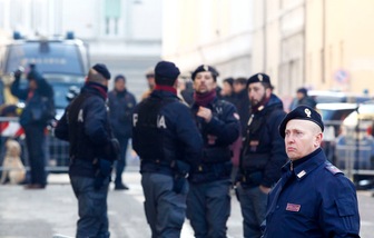 Camorra, partite truccate in B. Indagato anche Izzo del Genoa