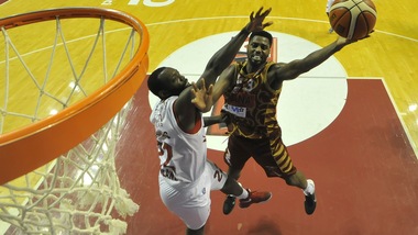 Pargo affonda Milano, Venezia vola sul 2-1