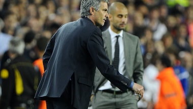 Manchester United: Mourinho potrà spendere 250 milioni di euro sul mercato