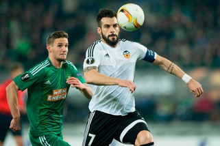 Negredo sul suo futuro: «Milan ed Inter? I miei agenti hanno parlato con loro...»