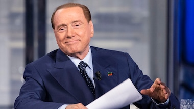 Milan, Berlusconi conferma: «Vendo a chi ha i soldi»