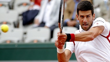 Tennis, Roland Garros: Djokovic va al terzo turno