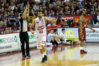 Basket, Serie A: Milano avanti in gara 5