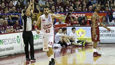 Basket, Serie A: Milano avanti in gara 5