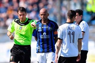 Serie B, Novara-Pescara a Pasqua. La Penna per Spezia-Trapani