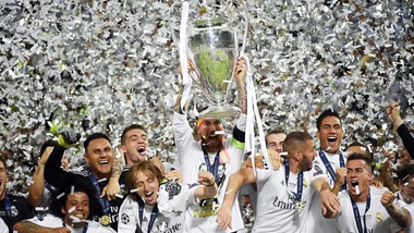 Champions League, gioia Real Madrid: alza la Coppa per l'undicesima volta