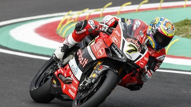 Superbike Donington, Davies: «Il podio va bene»