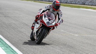 SBK  MV Agusta, Camier: «Abbiamo fatto molti progressi»