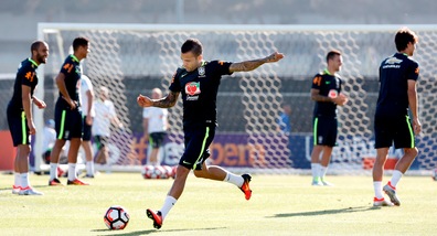 Calciomercato Juventus, Dani Alves saluta il Barcellona e acquista un attico nel centro di Torino