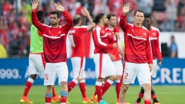 Euro 2016, la Svizzera di Lichtsteiner batte la Moldavia 2-1