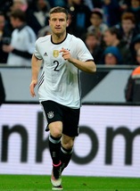 Juventus, serve un centrale: Benatia in prestito o Mustafi