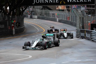 F1, Wolff: «Abbiamo alternative a Rosberg»