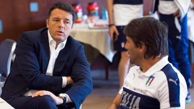 Euro 2016, Renzi con Conte a Coverciano per caricare gli azzurri