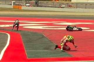 MotoGp: Iannone si scusa, ma Lorenzo è una furia