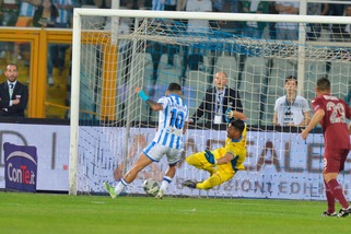 Serie B: è sempre Lapadula. Pescara, la A vicina: Trapani ko 2-0