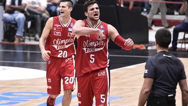 Milano raddoppia: Gentile e Sanders incontenibili