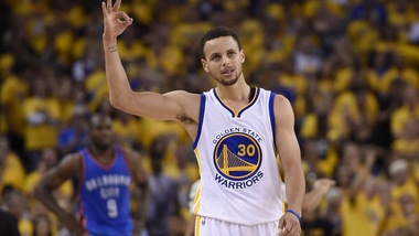 Curry, no alle Olimpiadi: "Devo riposarmi"