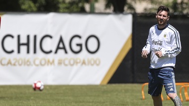 Messi si allena con l'Argentina