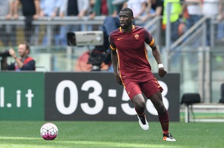 Calciomercato Roma, si guarda a Nacho per sostituire Rudiger