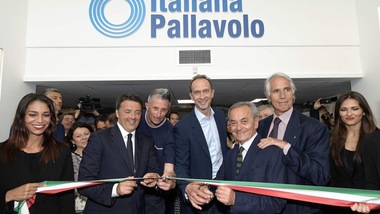 La Fipav inaugura la nuova sede con Renzi e Malagò