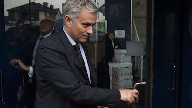 Manchester United: «Mourinho caccia Valdes»