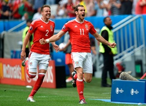 Euro 2016, Galles-Slovacchia 2-1: Bale e Robson-Kanu per la storia
