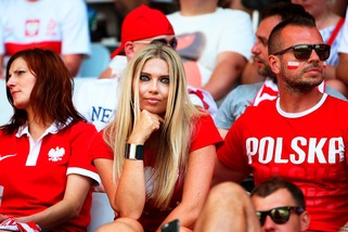 Polonia-Irlanda del Nord, sugli spalti bellezze e...Ferguson